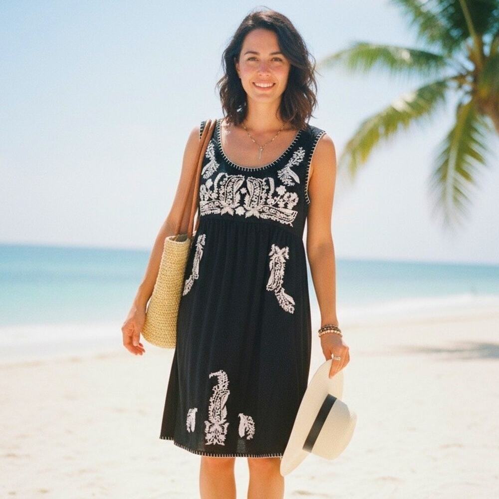 Chelsea & Theodore Embroidered Short Stretchy Black BOHO Dress SZ S